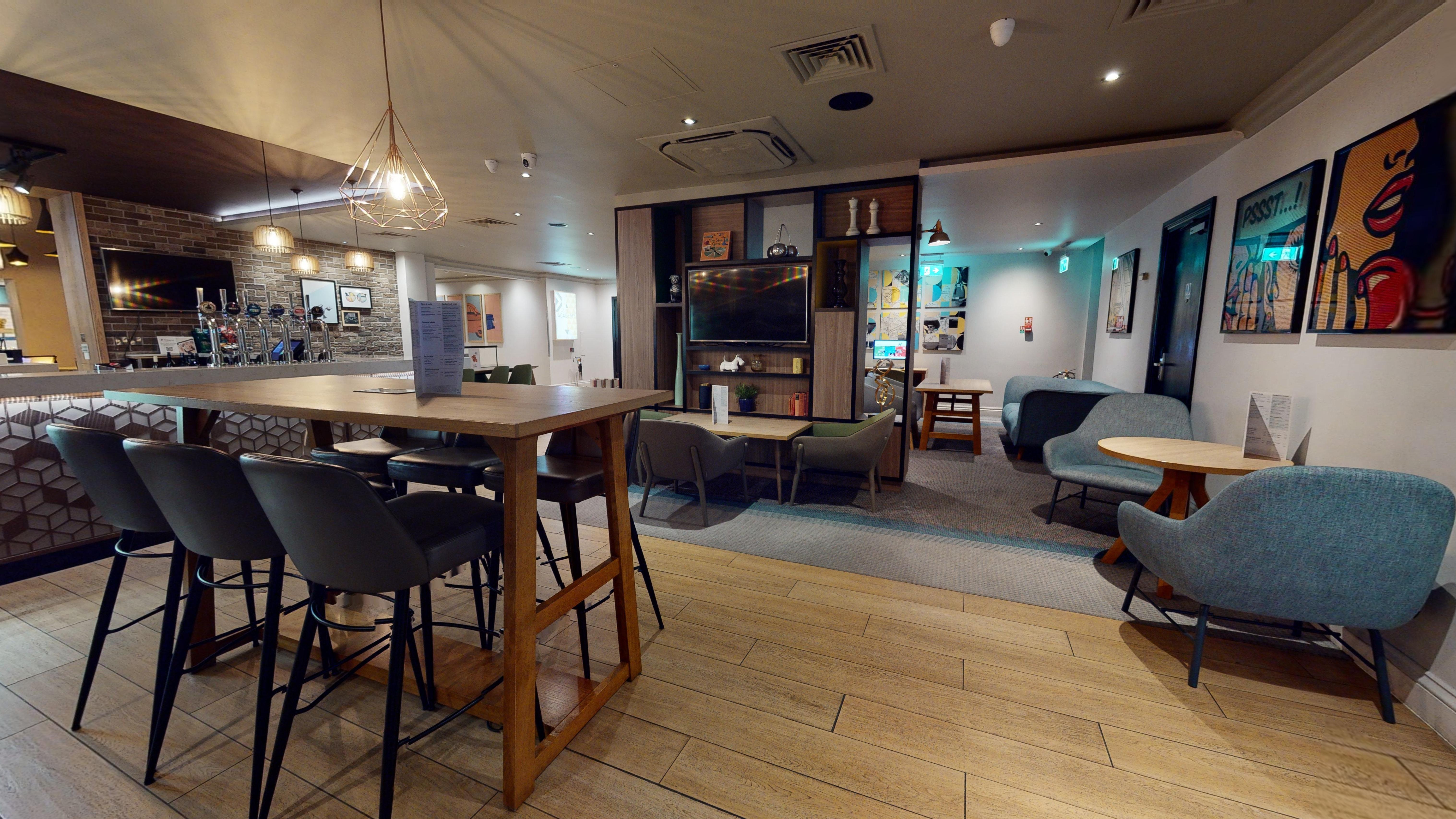 Holiday Inn Brentwood By Ihg Exterior foto