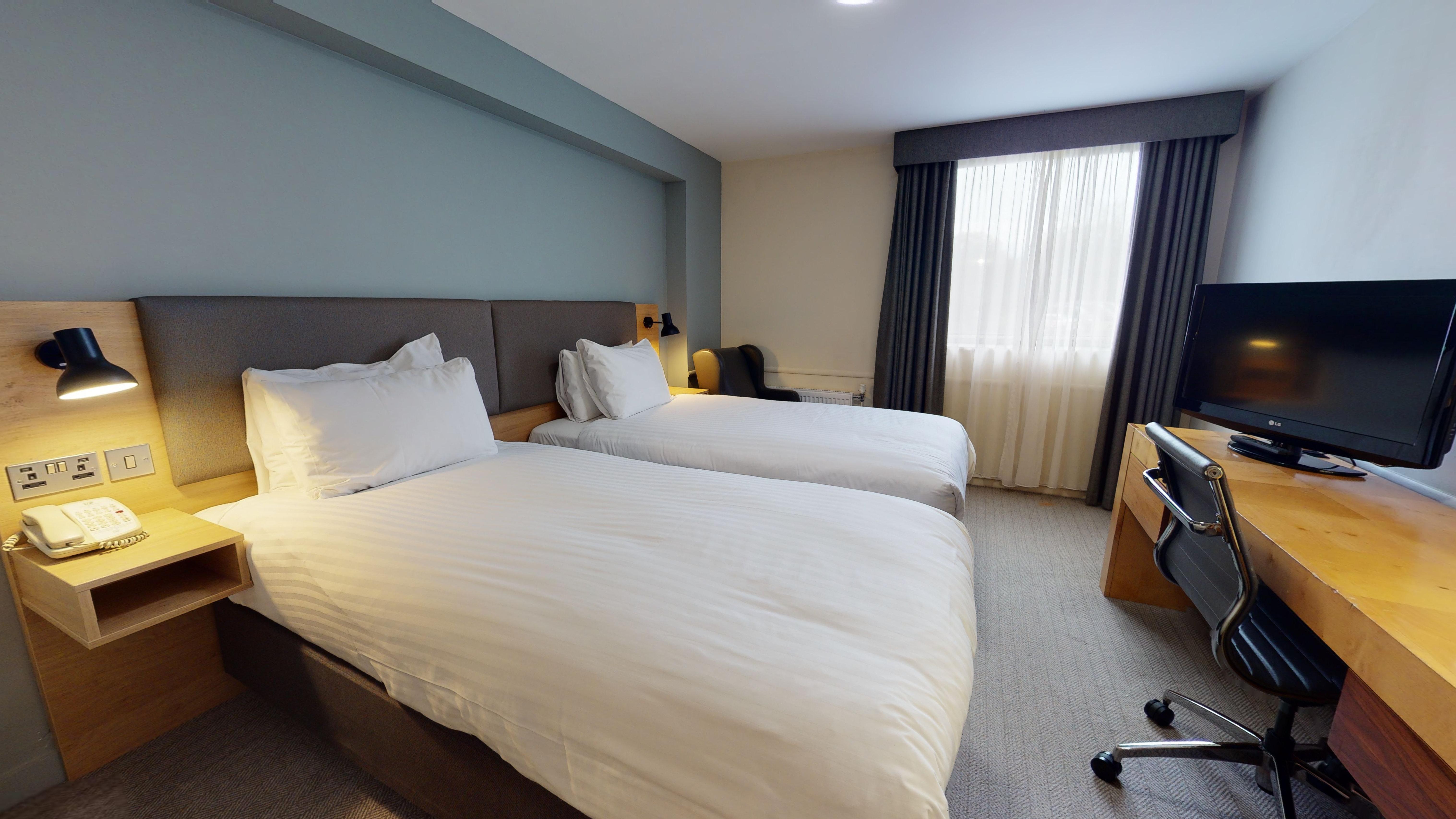 Holiday Inn Brentwood By Ihg Exterior foto