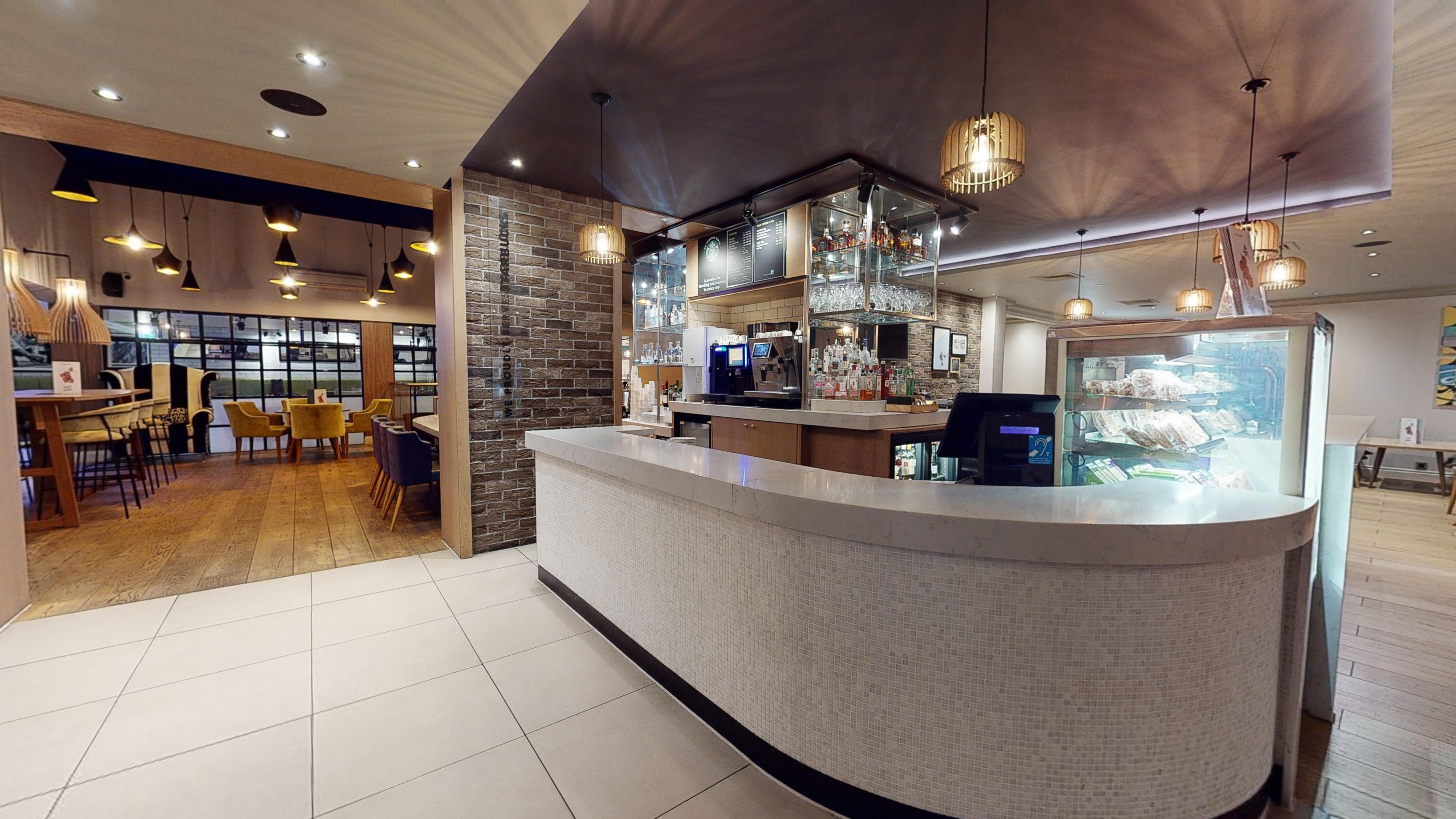 Holiday Inn Brentwood By Ihg Exterior foto