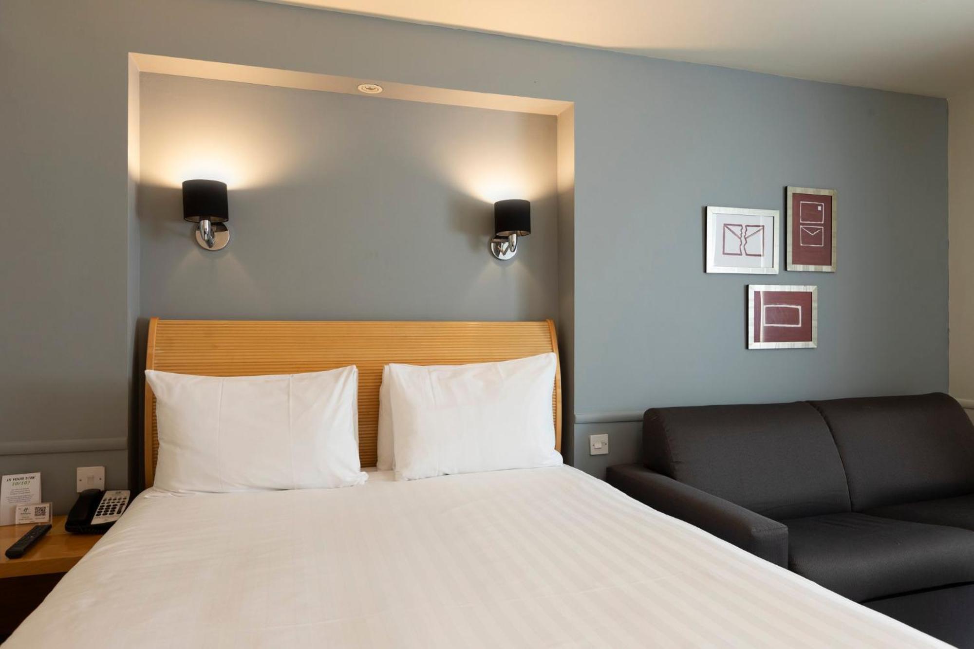 Holiday Inn Brentwood By Ihg Exterior foto