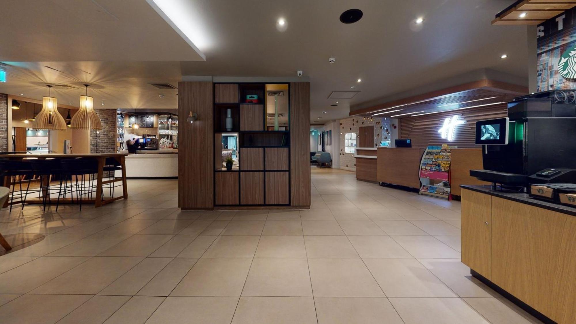Holiday Inn Brentwood By Ihg Exterior foto